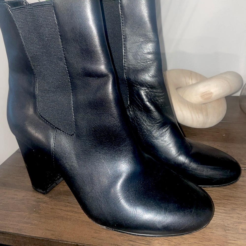 Tahari Boots! Worn 6 times, all leather. Lightly used.